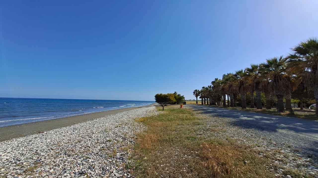 Relaxing Seaside Manors Apartament Larnaca